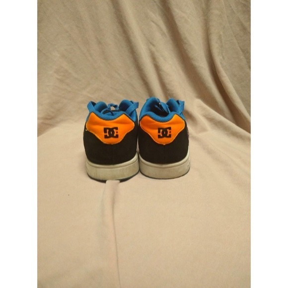 DC Shoes Kids Size 6 - Picture 2 of 4